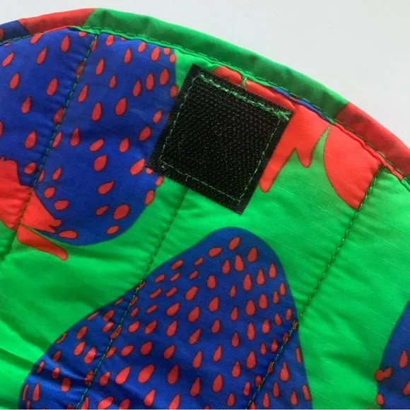 gucci Electric Strawberry Laptop Sleeve Pouch - Picture 5 of 6